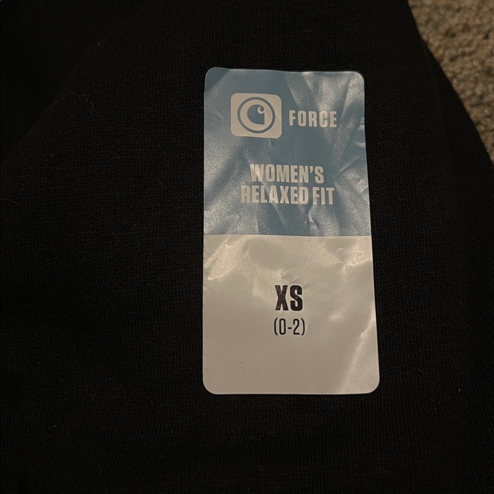 Carhartt women’s Dark Crewneck Sweater - Picture 2 of 3